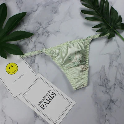 100% Mulberry silk woman briefs natural silk summer cool sexy thong lady panties