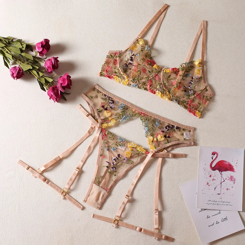 Sexy Women's Lace Lingerie 3Pcs Sets Fancy Flowers Embroidery Transparent Bras And Thongs Underwear Set Erotic Intimate Suits ﻿