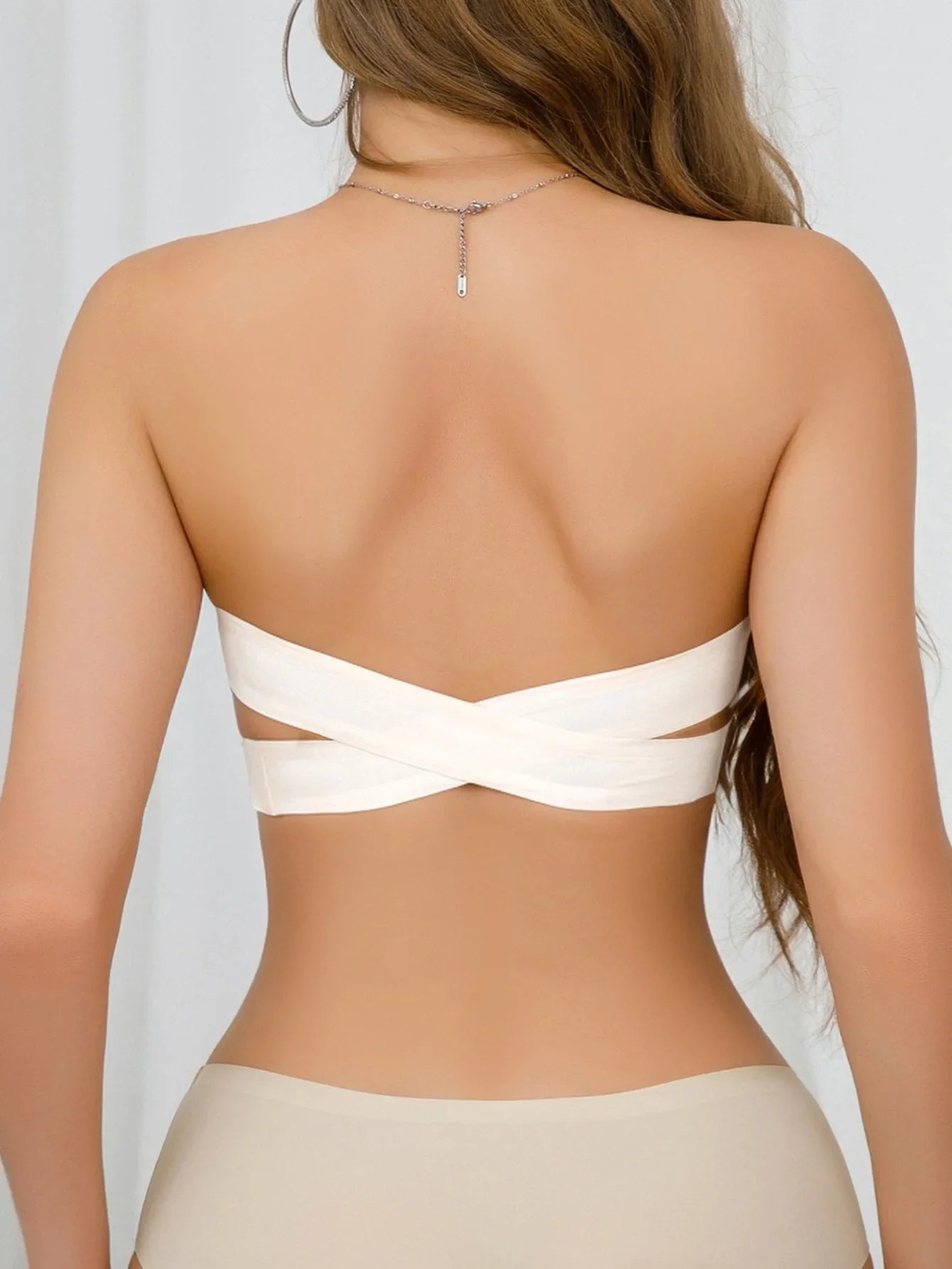 Women's Strapless Bra Sexy Hollow Backless Magic Bandage Seamless One-piece Underwear Wedding Invisible Slip-proof Brassiere