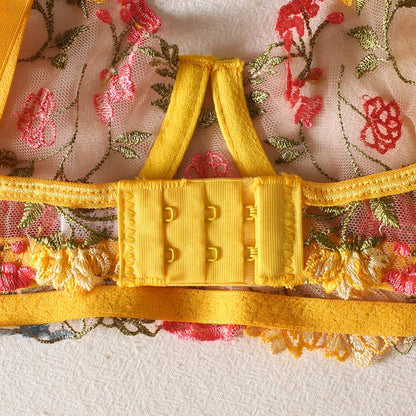 Sexy Women's Lace Lingerie 3Pcs Sets Fancy Flowers Embroidery Transparent Bras And Thongs Underwear Set Erotic Intimate Suits ﻿