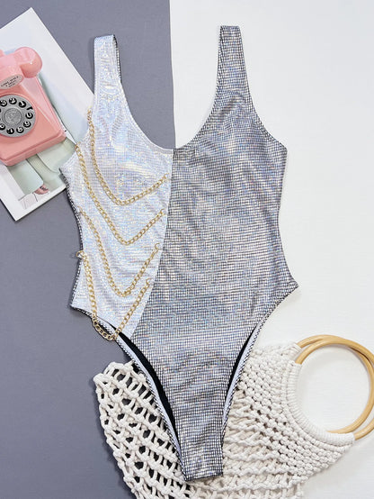 VigoBeviya 2025 Sexy Patchwork Strapped Swimwear Women Push UP High Cut One Piece Chain Swimsuit Monokini Backless Bathing Suit
