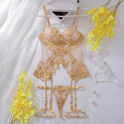 Women's Sexy See-through Seduction Lingerie Chic And Elegant Mesh Thin Section Embroidered Lace Garter Belt three-piece Set