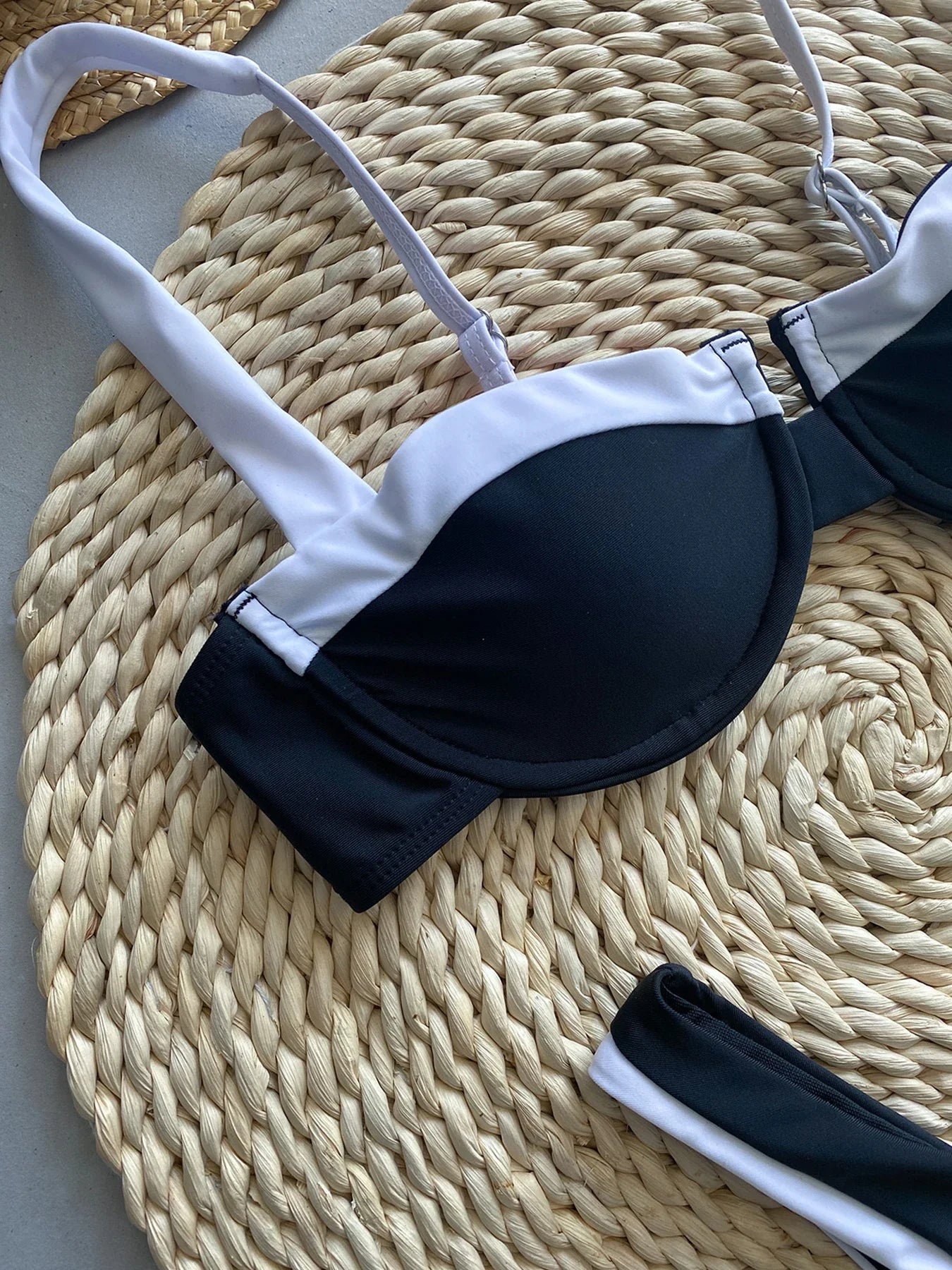 2025 New Sexy Black And White Patchwork Bikini Set Swimsuit For Women Push Up Swimwear Female Two Pieces Bathing Suit Beachwear