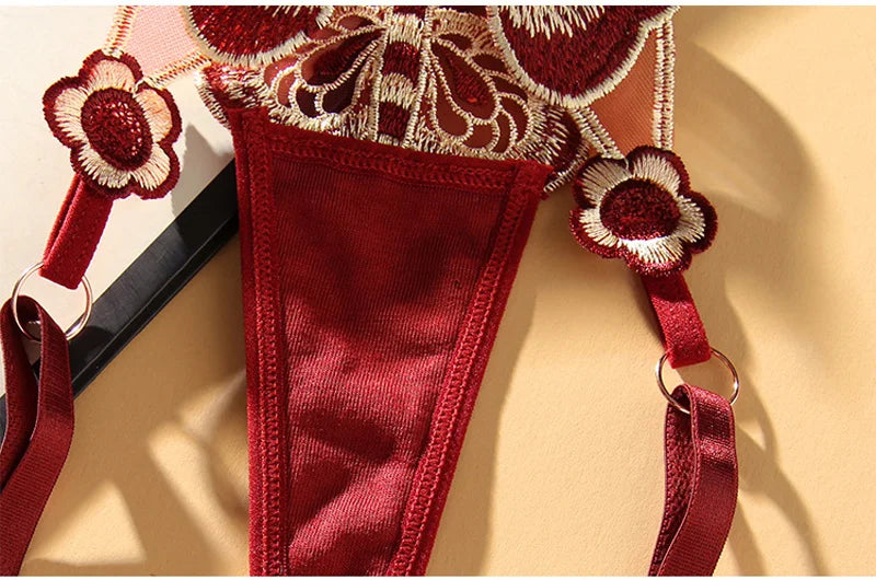 Sexy Lace Thong Women Butterfly Low Waist Panties G strings Transparent Mesh Briefs Adjustable Waist Panties Culotte Femme