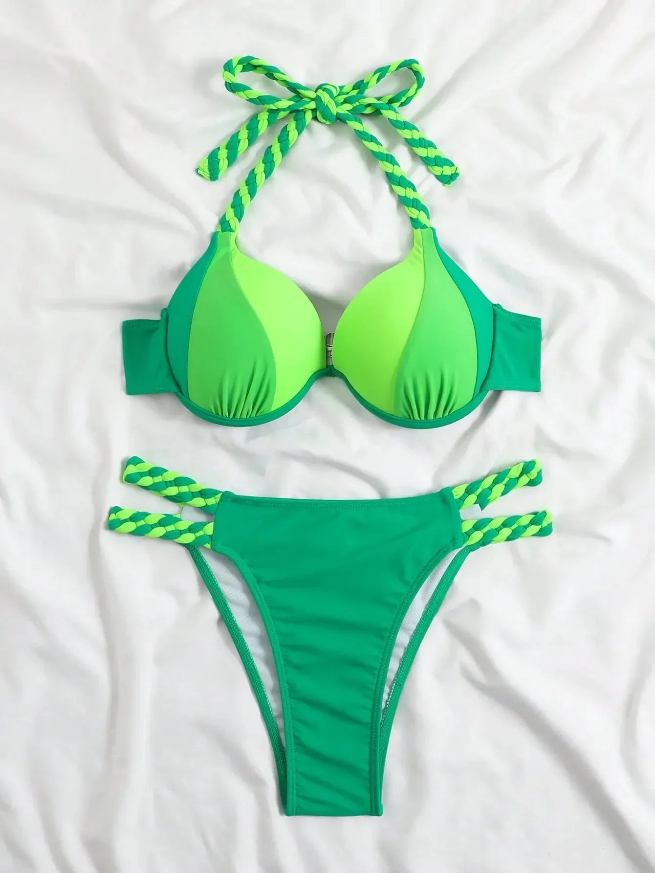 2026 New Bikini Swimsuit Women's Split Solid Color Sexy Belt Steel Tray Bikini Swimsuit