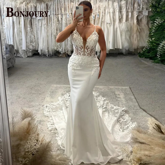 BONJOURY Charming Appliques Wedding Dresses For Woman Bride Button Trumpet Spaghetti Straps Vestidos De Noiva Customized